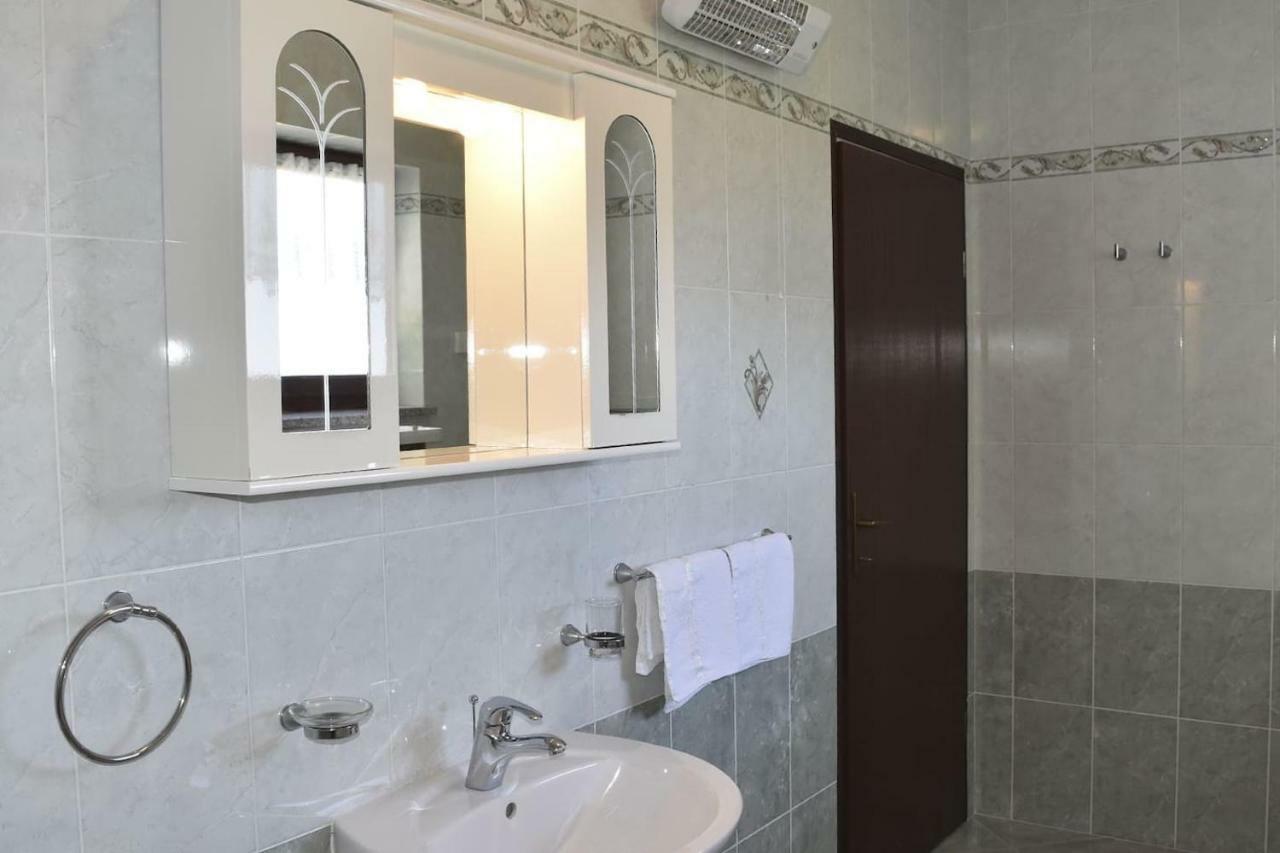 Apartman Persic มอชเชนิชกา ดรากา ภายนอก รูปภาพ